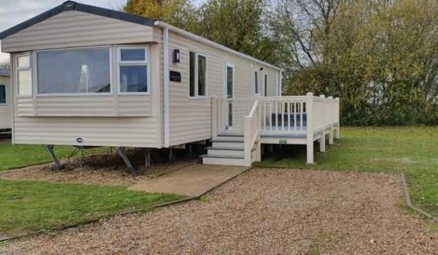 Ksr Hot Tub Holiday Home At Tattershall Lakes Esterno foto